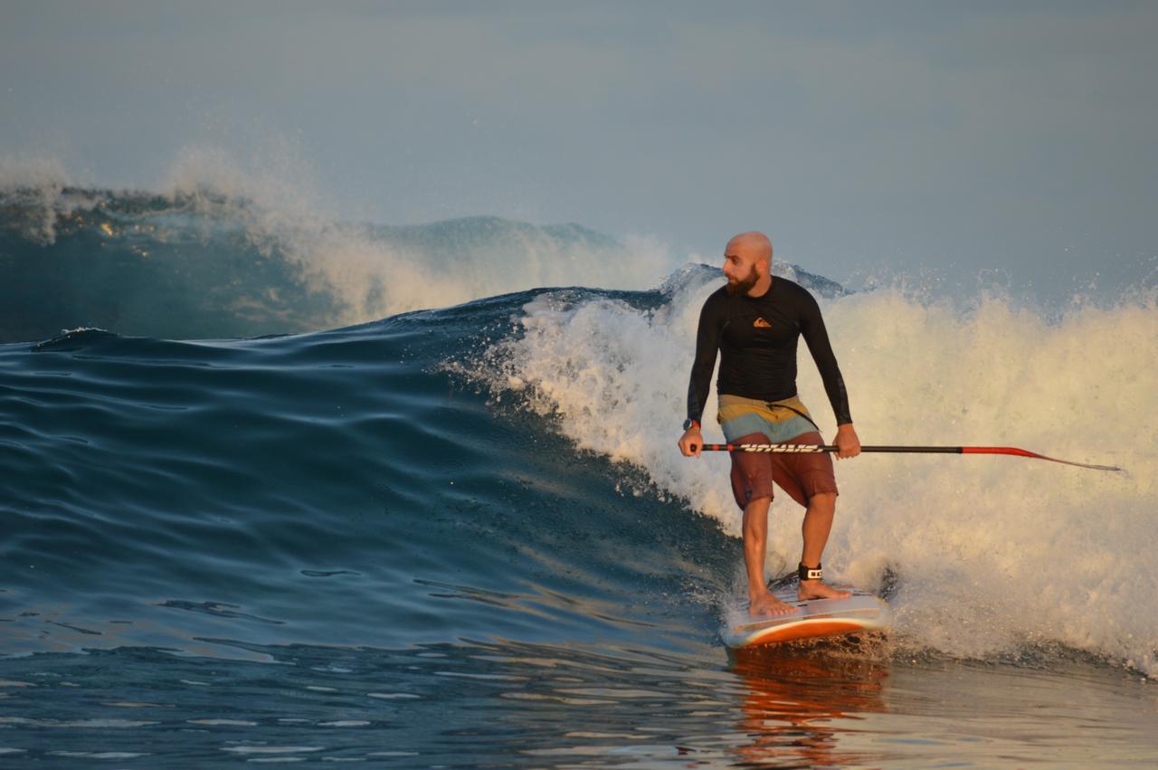 Surf Trip Maldives Otel Thulusdhoo Dış mekan fotoğraf