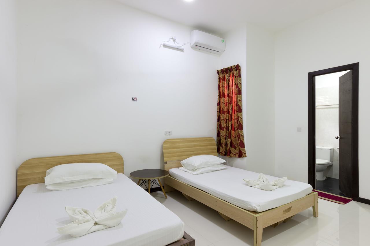 Surf Trip Maldives Otel Thulusdhoo Dış mekan fotoğraf